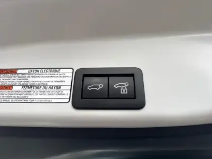 Photo 11 Toyota Yaris  Cross 116h Trail + marchepieds MY22