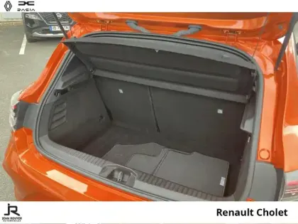 Photo 6 Renault Clio  1.6 E-Tech 145ch full hybrid esprit Alpine - 24