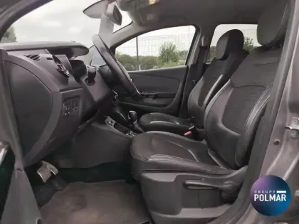 Photo 10 Renault Captur  1.2 TCe 120ch Stop&Start energy Intens EDC Euro6 2016