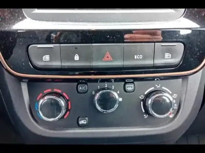 Photo 14 Dacia Spring  65ch Extreme
