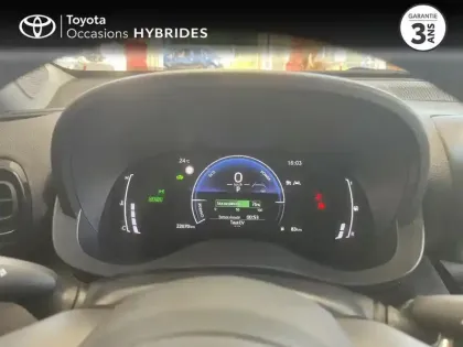 Photo 13 Toyota C-HR  1.8 Hybride 122ch Design Ultimate E-CVT