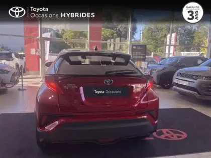 Photo 18 Toyota C-HR  1.8 Hybride 122ch Design Ultimate E-CVT