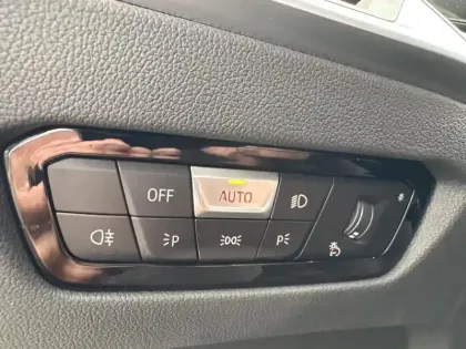 Photo 11 BMW I4  eDrive40 340ch Business Design