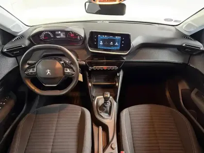 Photo 6 Peugeot 208  1.2 PureTech 100ch S&S Style