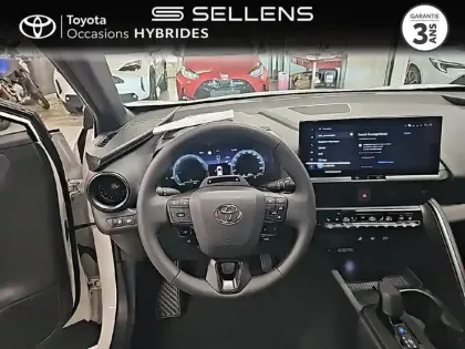 Photo 8 Toyota C-HR  1.8 Hybride 140ch Graphic MY26
