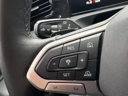 Photo 5 Volkswagen Tiguan  1.5 eHybrid 204ch VW Edition DSG6