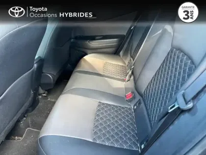 Photo 11 Toyota C-HR  122h Distinctive 2WD E-CVT RC18