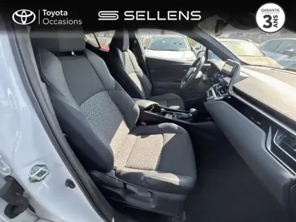 Photo 5 Toyota C-HR  2.0 Hybride 184ch Design Ultimate E-CVT