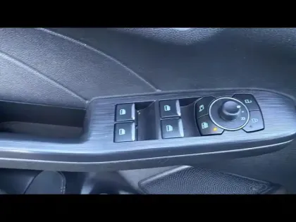 Photo 12 Ford Kuga  2.5 Duratec 180ch Hybrid FlexiFuel Titanium Powershift