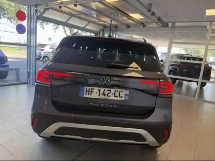 Photo 10 Volkswagen T-cross  1.0 TSI 116ch VW Edition DSG7