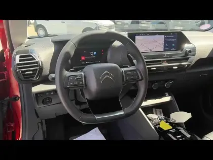Photo 12 Citroën C4  1.2 Hybride 136ch S&S MAX Automatique