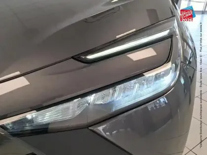 Photo 12 Toyota C-HR  2.0 Hybride 200ch Design NG23