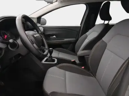 Photo 7 Dacia Jogger  1.0 ECO-G 100ch Extreme 7 places