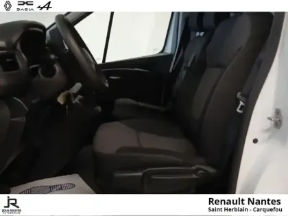 Photo 10 Renault Trafic  Fg L1H1 3T 2.0 Blue dCi 130ch Advance