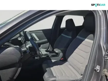 Photo 11 Citroën C4  PureTech 130ch S&S Feel Pack EAT8