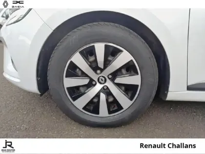 Photo 7 Renault Clio  1.6 E-Tech hybride 145ch Equilibre