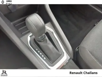 Photo 5 Renault Clio  1.6 E-Tech hybride 145ch Equilibre