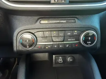 Photo 13 Ford Kuga  2.5 Duratec 225ch PHEV Vignale BVA