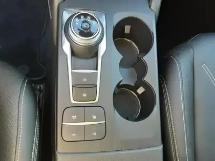 Photo 14 Ford Kuga  2.5 Duratec 225ch PHEV Vignale BVA