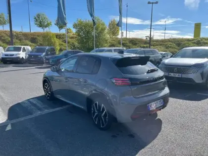 Photo 7 Peugeot 208  1.2 Hybrid 145ch GT e-DCS6