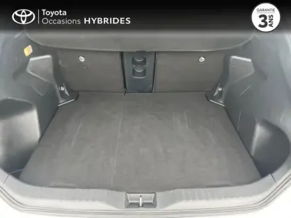 Photo 9 Toyota Yaris  Cross 116h Design Pack Cargo