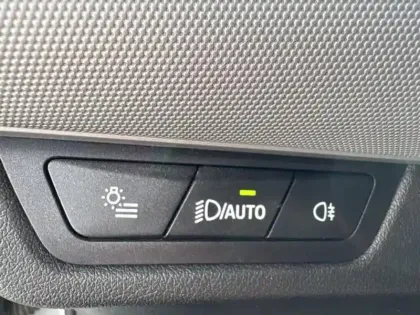Photo 11 BMW Serie 2 Série 2 ActiveTourer 225e 245ch xDrive DKG7