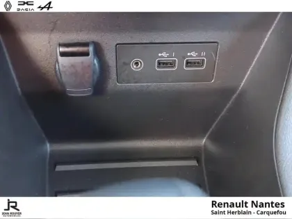 Photo 10 Renault Clio  1.5 Blue dCi 100ch Evolution - AUTO ECOLE