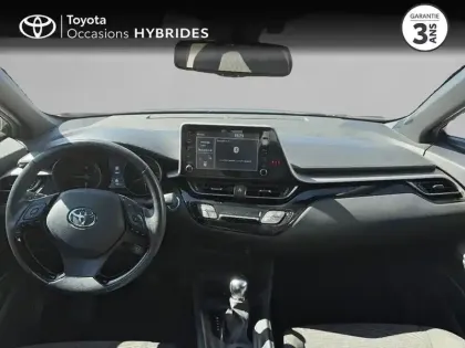 Photo 22 Toyota C-HR  1.8 Hybride 122ch Dynamic Ultimate E-CVT