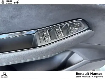 Photo 12 Renault Espace  1.2 E-Tech full hybrid 200ch esprit Alpine 7 places