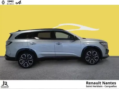 Photo 18 Renault Espace  1.2 E-Tech full hybrid 200ch esprit Alpine 7 places