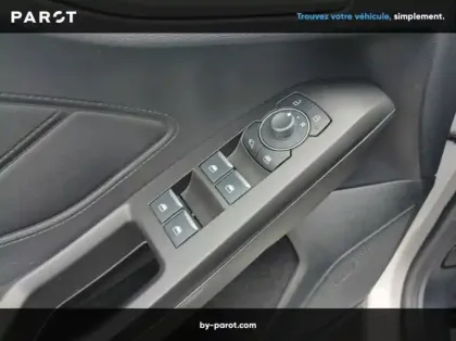Photo 35 Ford Focus SW Nouveau 1.0 EcoBoost 125 S&S mHEV Titanium X Business