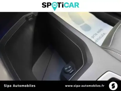 Photo 33 Peugeot 3008  Hybrid 136 e-DCS6