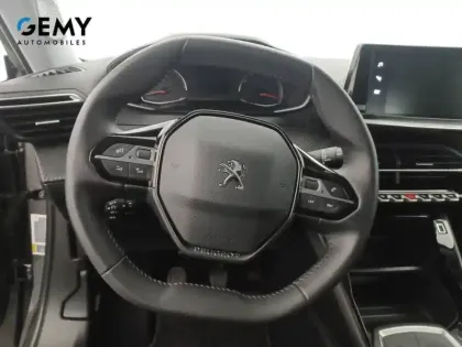 Photo 12 Peugeot 2008  PureTech 100 S&S BVM6