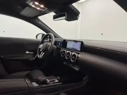 Photo 25 Mercedes CLA  Shooting Brake 220 d 8G-DCT