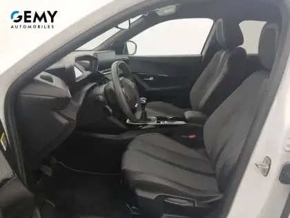 Photo 8 Peugeot 2008  PureTech 100 S&S BVM6