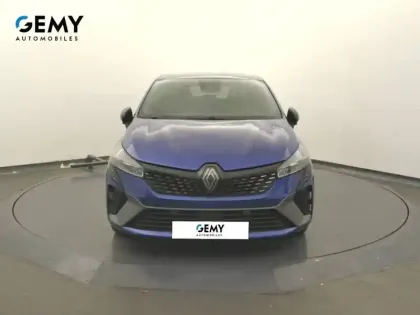 Photo 16 Renault Clio  E-Tech full hybrid 145