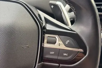 Photo 19 Peugeot 3008  Puretech 130ch S&S EAT8