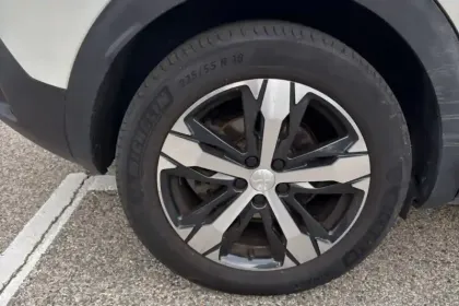 Photo 13 Peugeot 3008  Puretech 130ch S&S EAT8