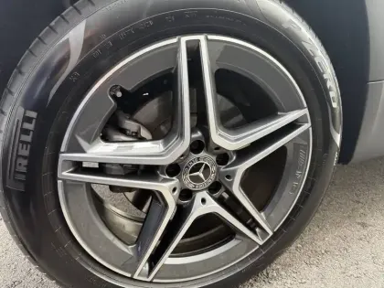 Photo 7 Mercedes GLB  200 d 8G-DCT