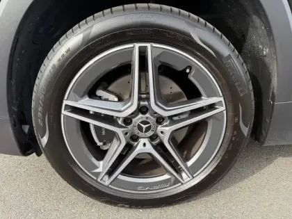 Photo 5 Mercedes GLB  200 d 8G-DCT