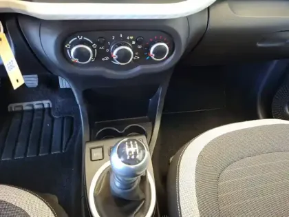 Photo 28 Renault Twingo  III 0.9 TCe 90 Energy E6C