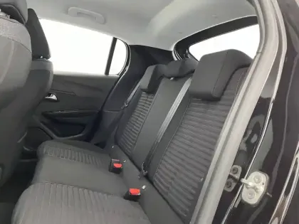 Photo 14 Peugeot 208  Electrique 50 kWh 136ch