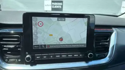 Photo 15 Kia Stonic  1.0 T-GDi 100 ch BVM6
