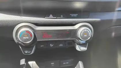 Photo 14 Kia Stonic  1.0 T-GDi 100 ch BVM6