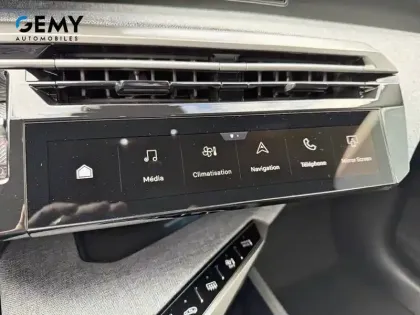 Photo 20 Peugeot 3008  Electrique 210 ch 73 kWh