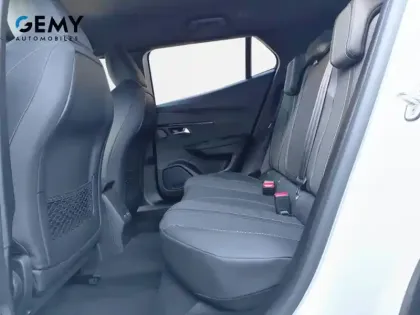 Photo 9 Peugeot 2008  Hybrid 145 ch e-DCS6