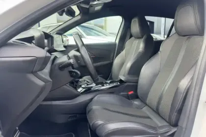 Photo 9 Peugeot 208  Electrique 50 kWh 136ch