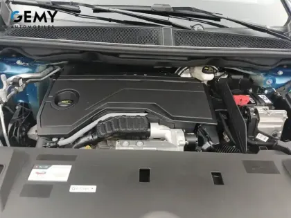 Photo 33 Peugeot 3008  Hybrid 136 e-DCS6