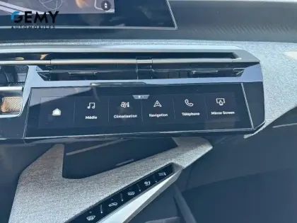 Photo 18 Peugeot 5008  Hybrid 145 ch e-DCS6