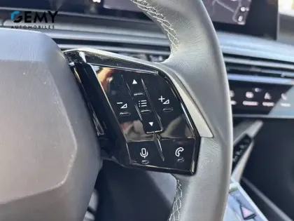 Photo 15 Peugeot 5008  Hybrid 145 ch e-DCS6